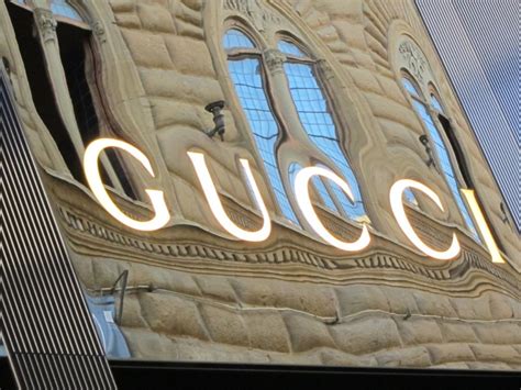 best gucci outlet in italy